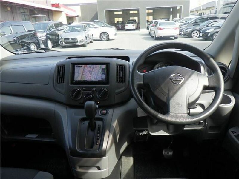 NV200 VANETTE-7