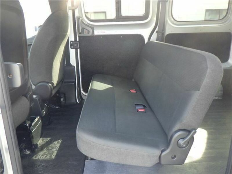 NV200 VANETTE-12