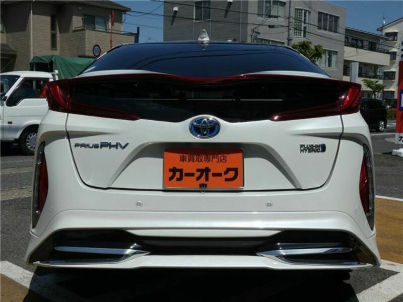 PRIUS PHV