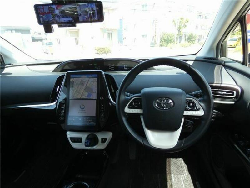 PRIUS PHV