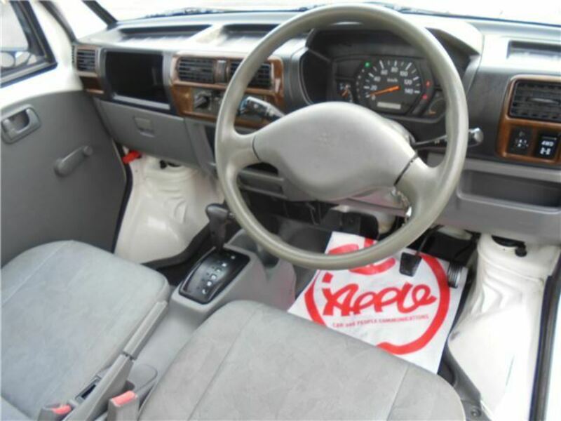 MINICAB TRUCK-1