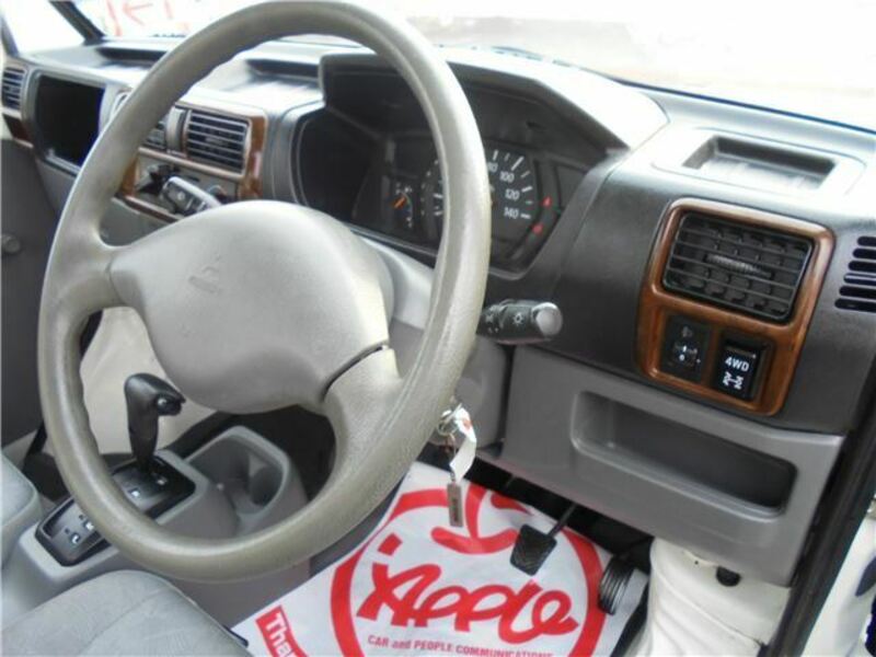 MINICAB TRUCK-10