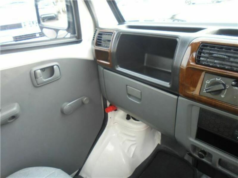 MINICAB TRUCK-11