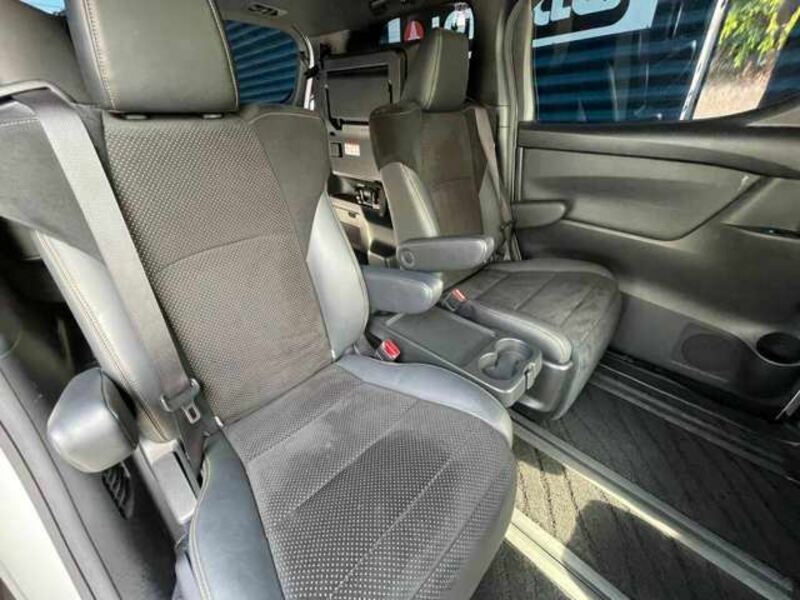 ALPHARD-16