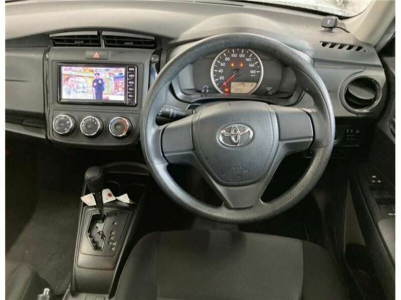 COROLLA AXIO