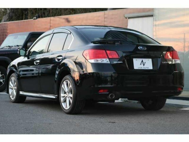 LEGACY B4
