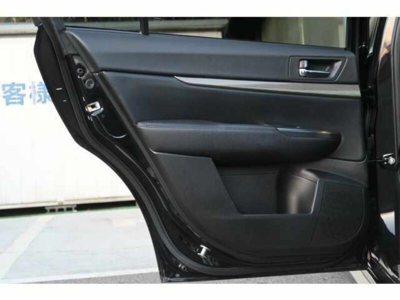 LEGACY B4