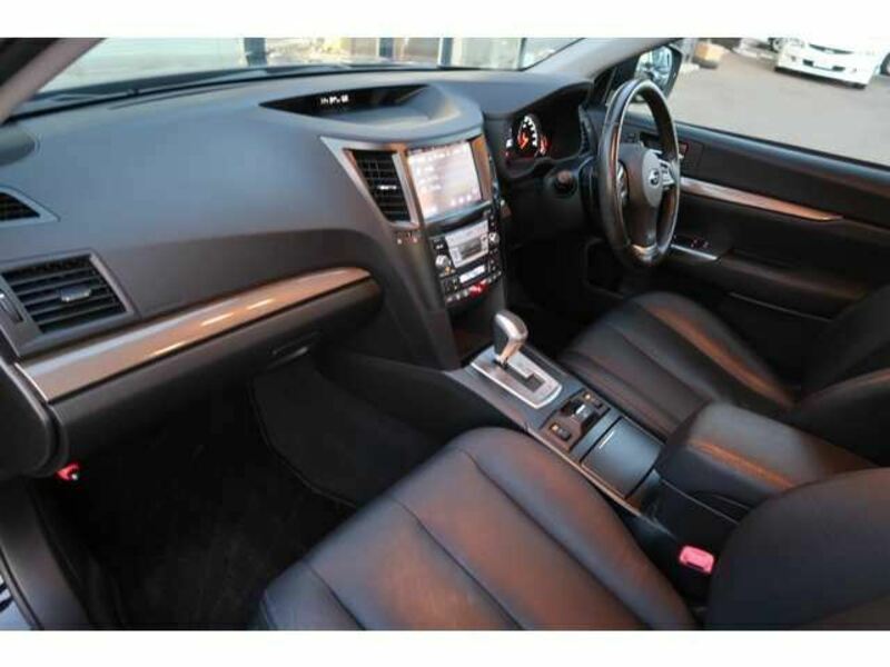 LEGACY B4