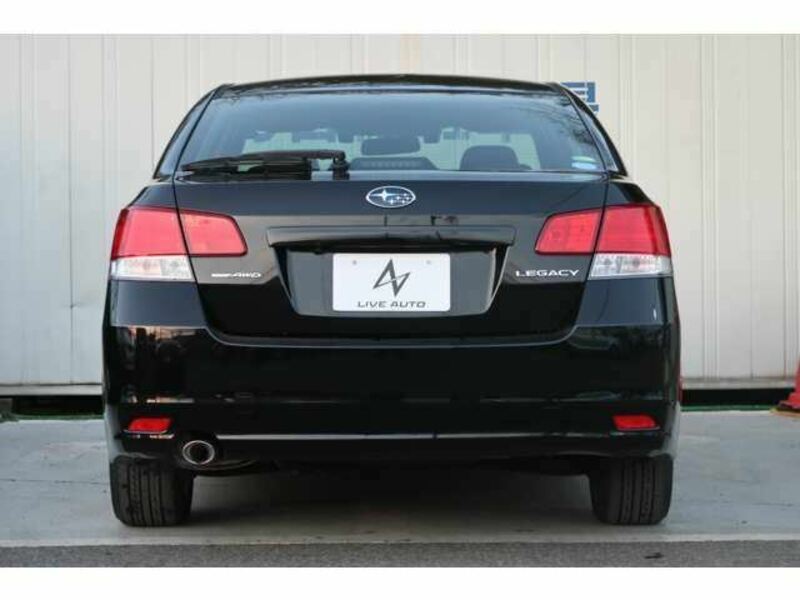 LEGACY B4
