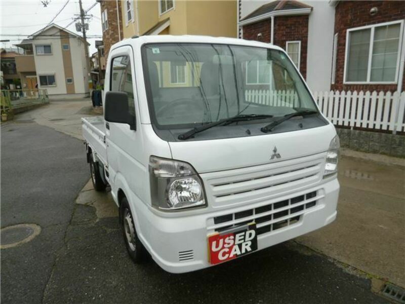 MITSUBISHI　MINICAB TRUCK
