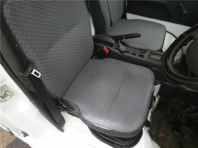 MINICAB TRUCK
