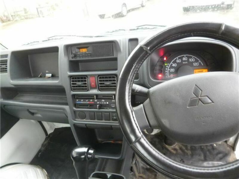 MINICAB TRUCK
