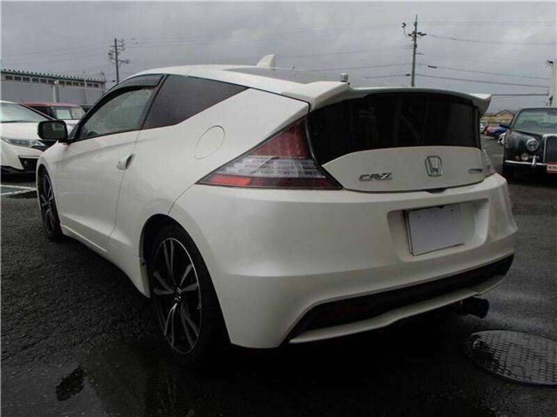CR-Z-5