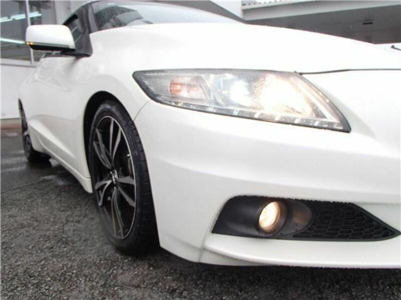 CR-Z-11