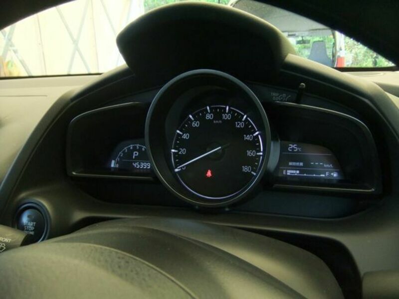 MAZDA2-14