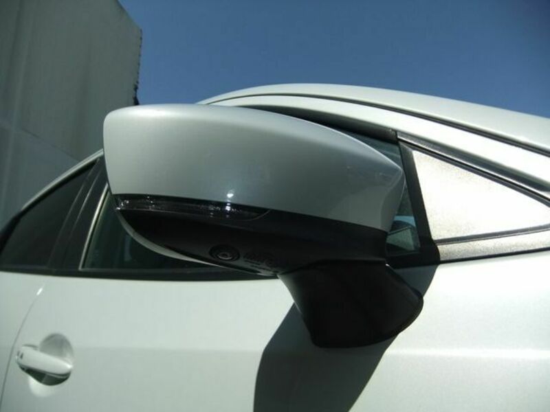 MAZDA2-25