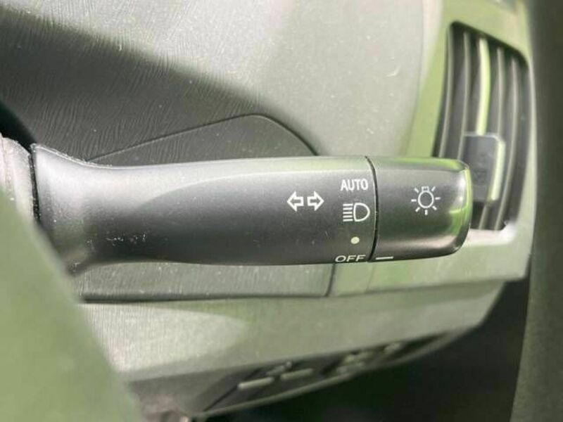 PRIUS-7