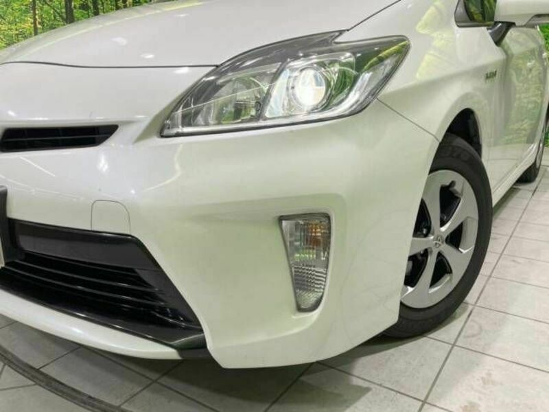 PRIUS-12