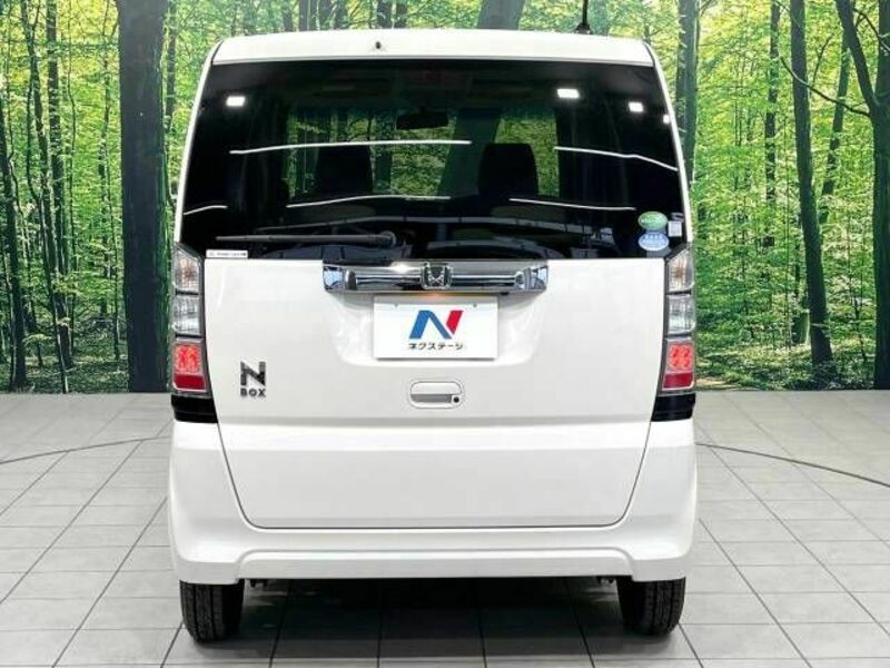 N BOX