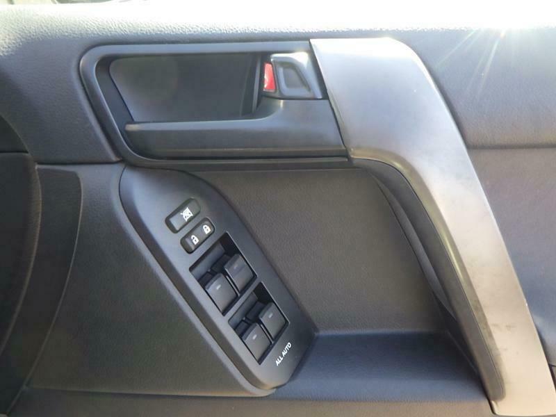 LAND CRUISER PRADO-23