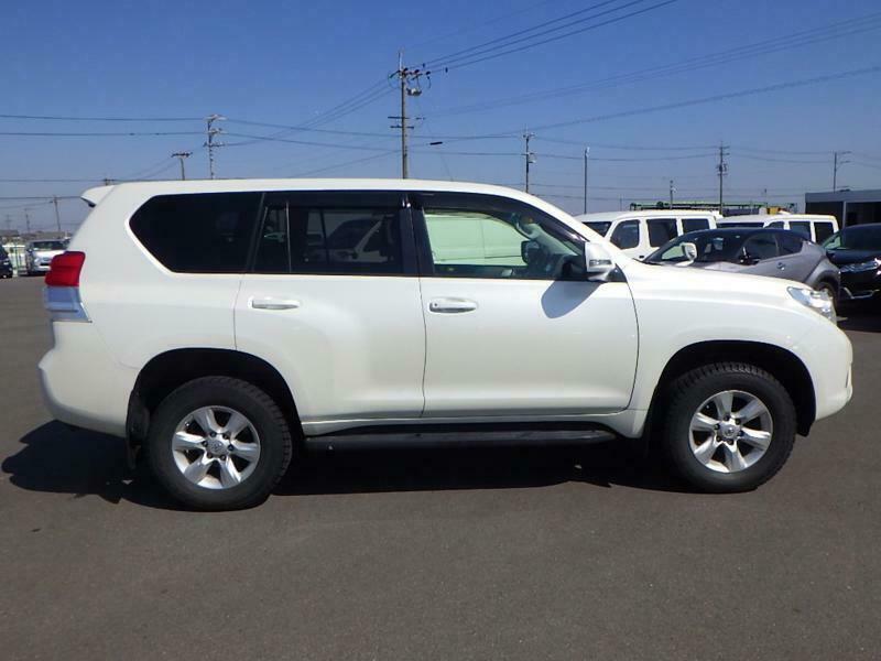 LAND CRUISER PRADO-35