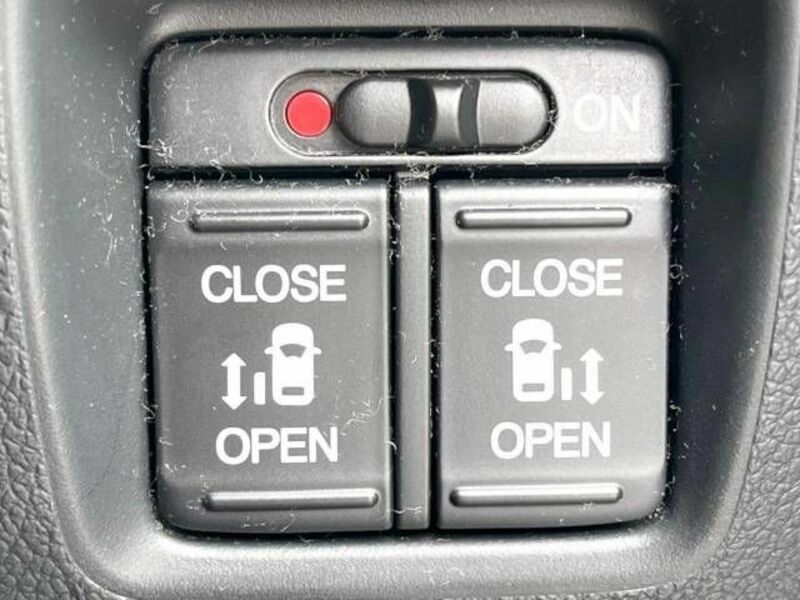 N BOX CUSTOM-5