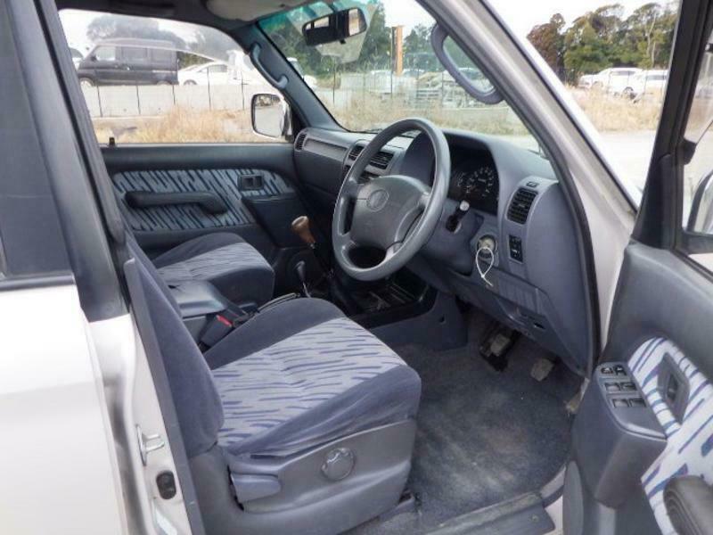 LAND CRUISER PRADO-3