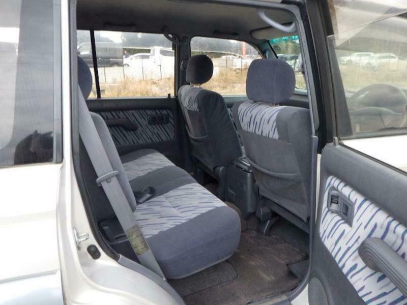 LAND CRUISER PRADO-6