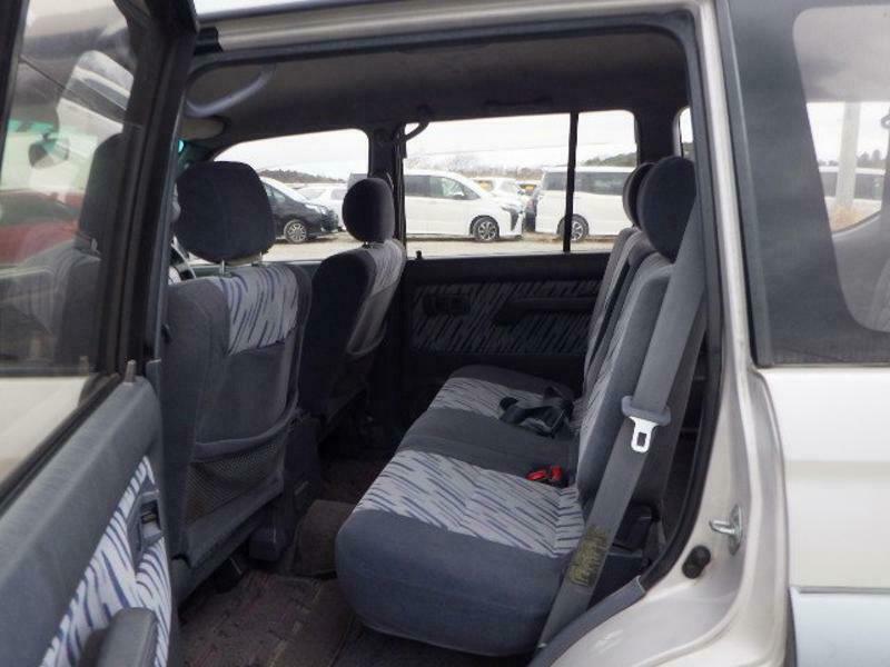 LAND CRUISER PRADO-7