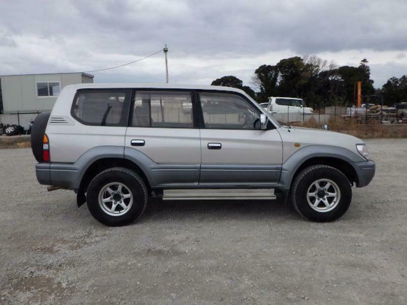 LAND CRUISER PRADO-43