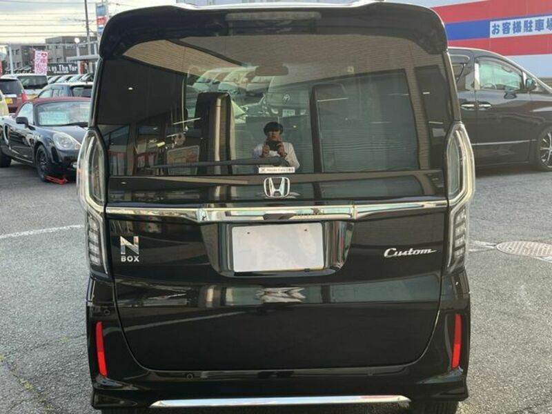 N BOX CUSTOM-5