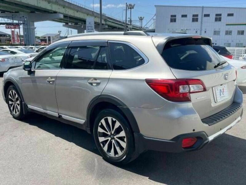 LEGACY OUTBACK-16