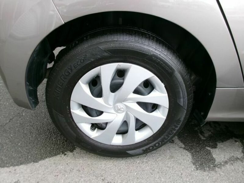 YARIS-7