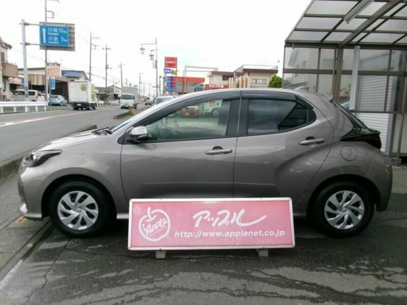 YARIS-8