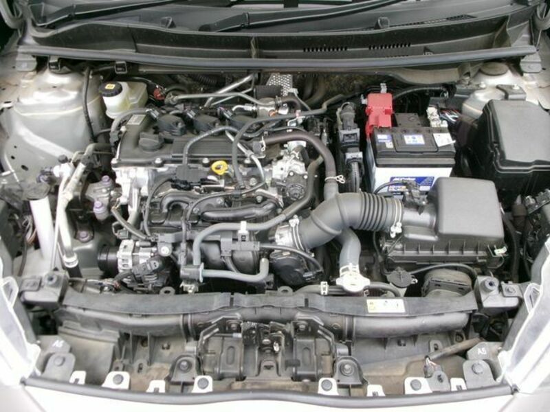 YARIS-27