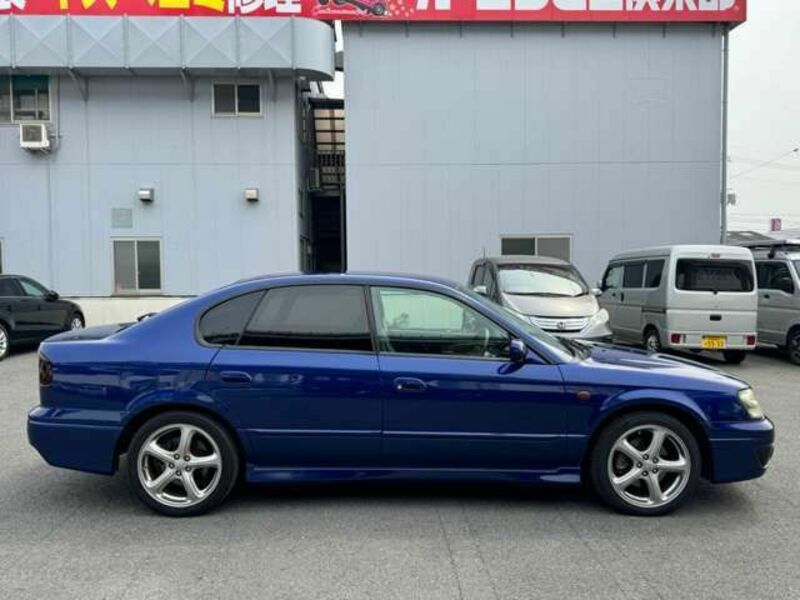 LEGACY B4