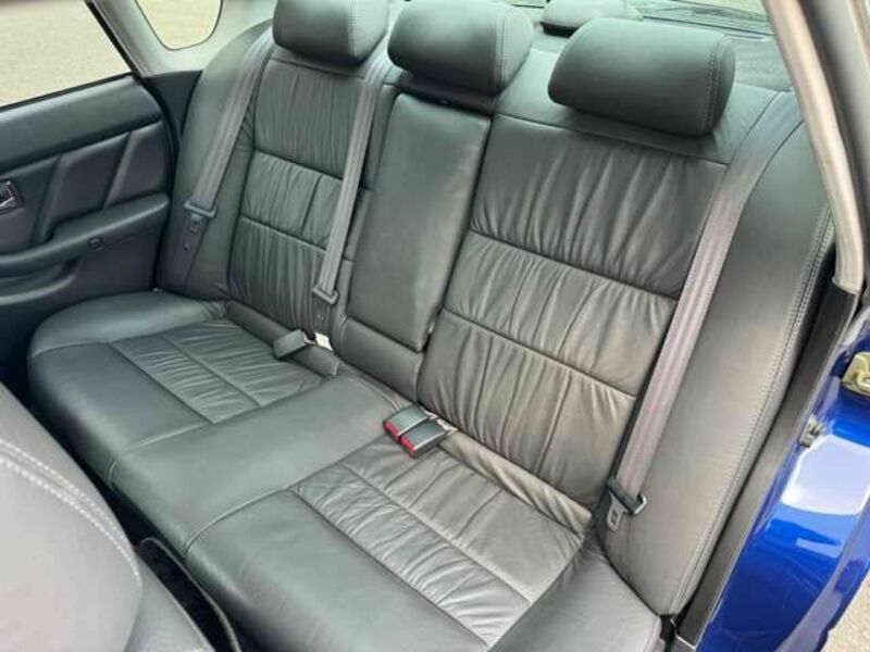 LEGACY B4
