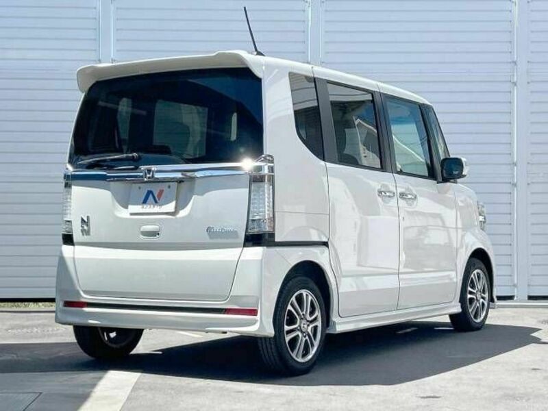 N BOX CUSTOM-18