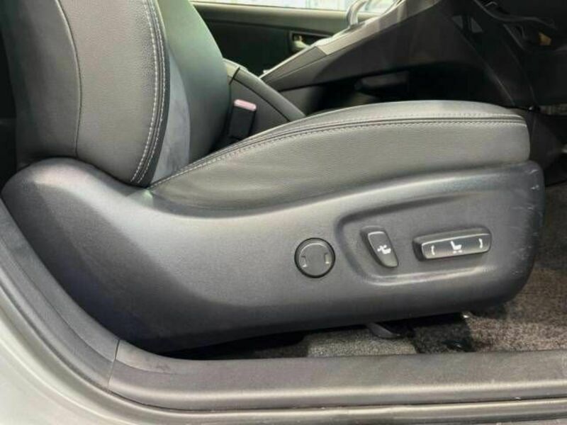 PRIUS-6