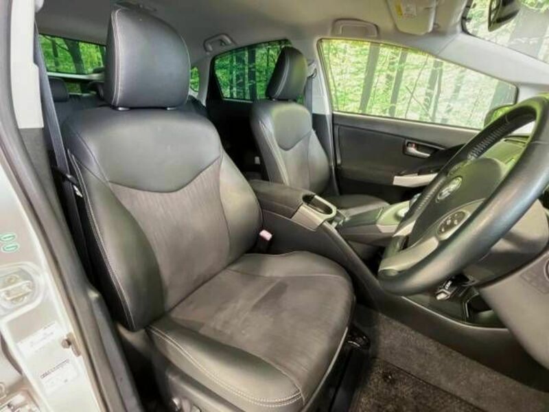 PRIUS-7