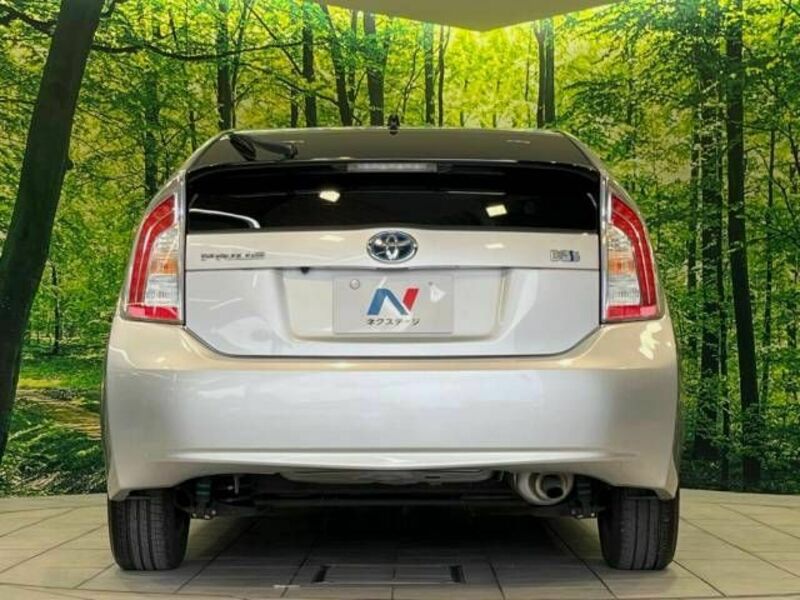 PRIUS-14