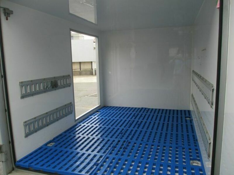 CARRY TRUCK-11