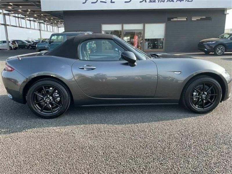 ROADSTER