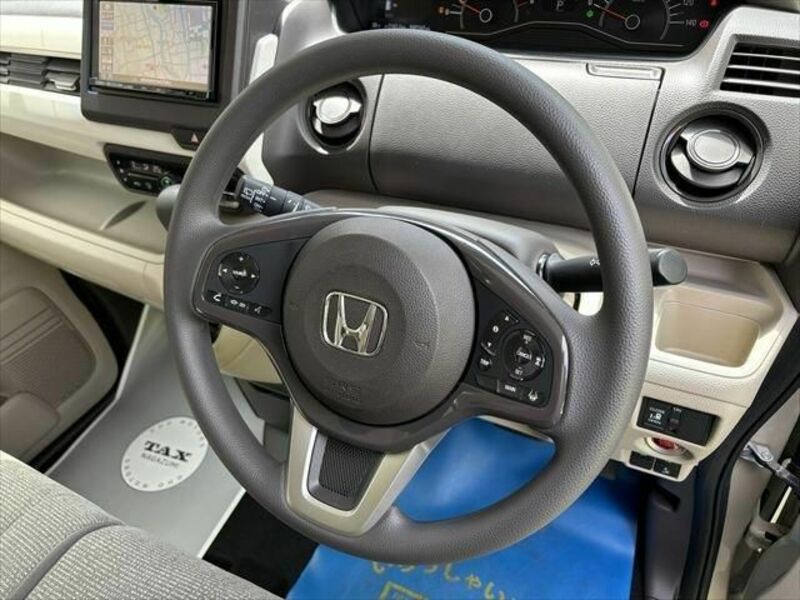 N BOX