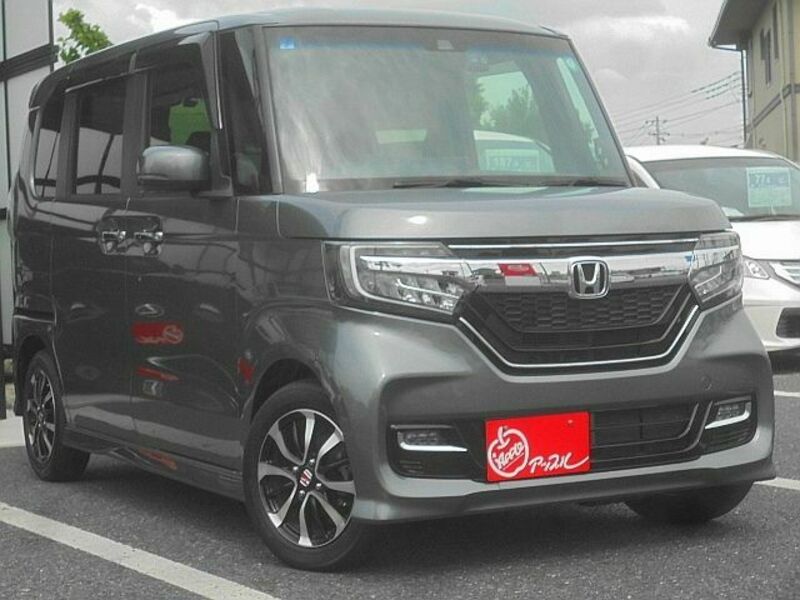 N BOX CUSTOM
