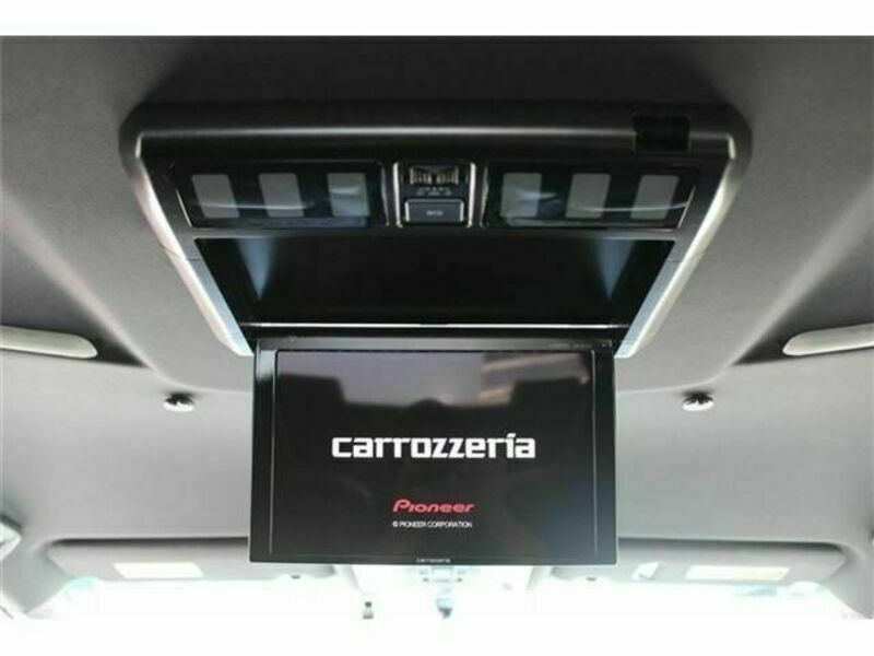 VELLFIRE-2