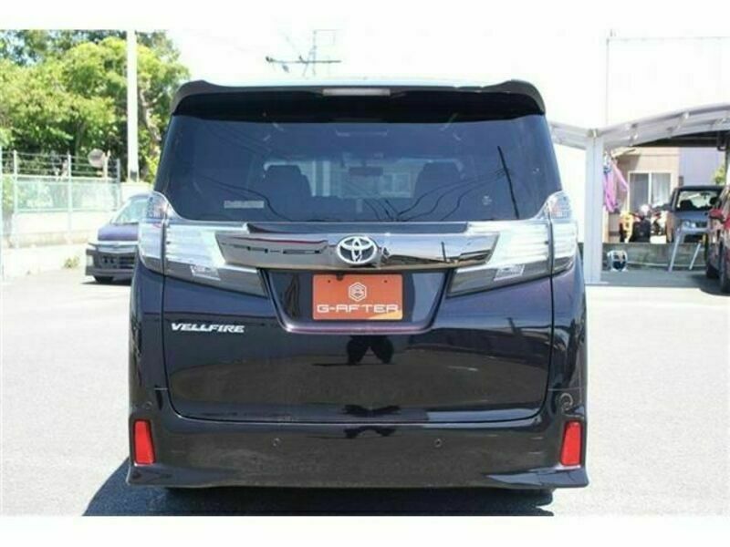 VELLFIRE-8