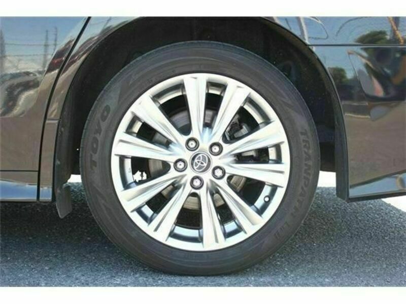 VELLFIRE-12