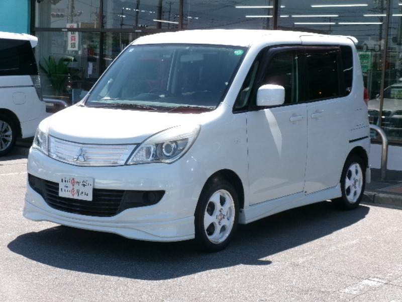 DELICA D2