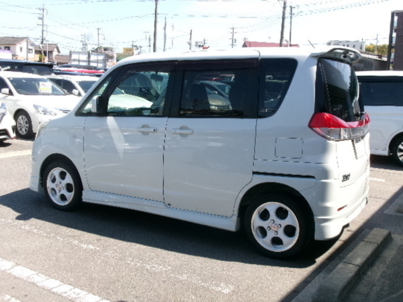 DELICA D2